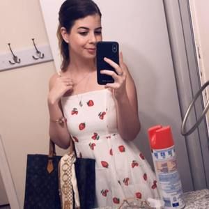 Meet your Posher, Alexandra